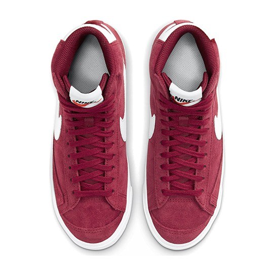 Nike Blazer "Magenta Suede"