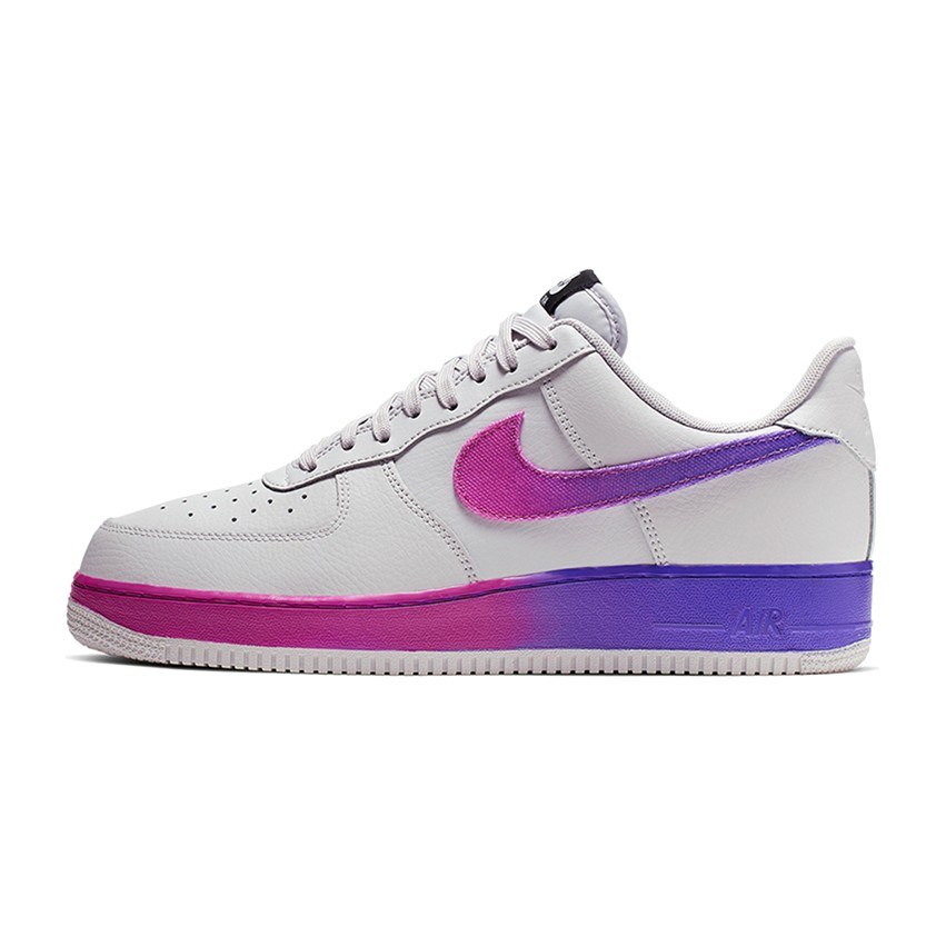 Nike Air Force 1 07 LV8