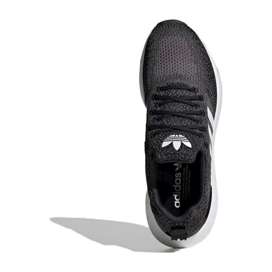 adidas Swift Run 22