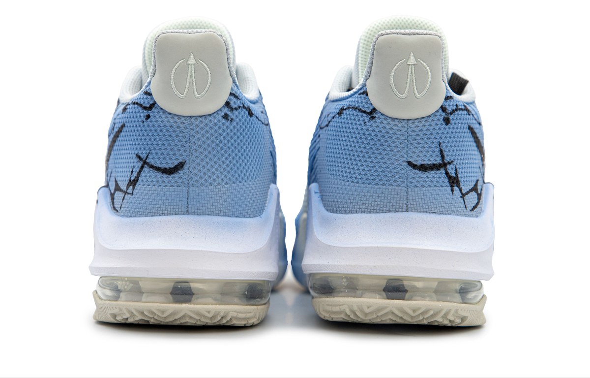 Nike Air Max Impact
