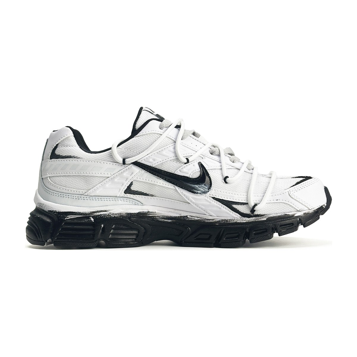 Nike Initiator
