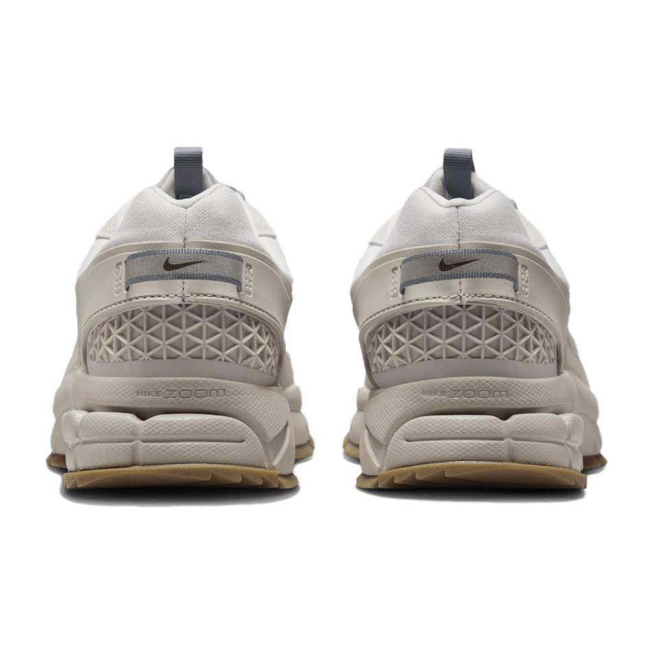 Nike Zoom Vomero Roam