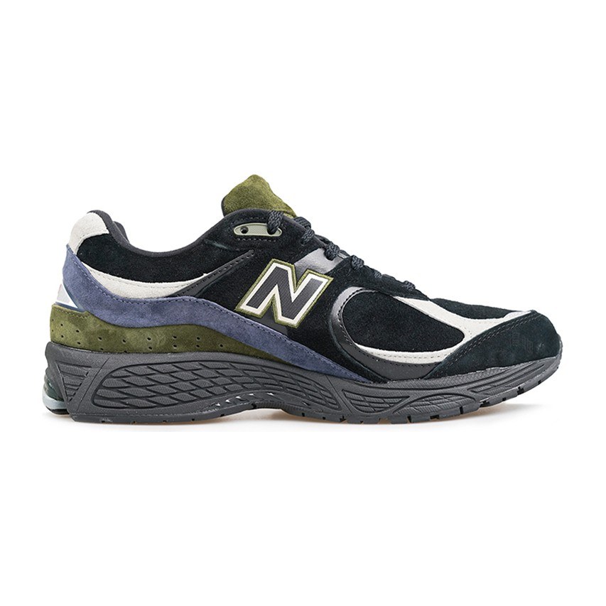 New Balance 2002R Black Green Limited Edition