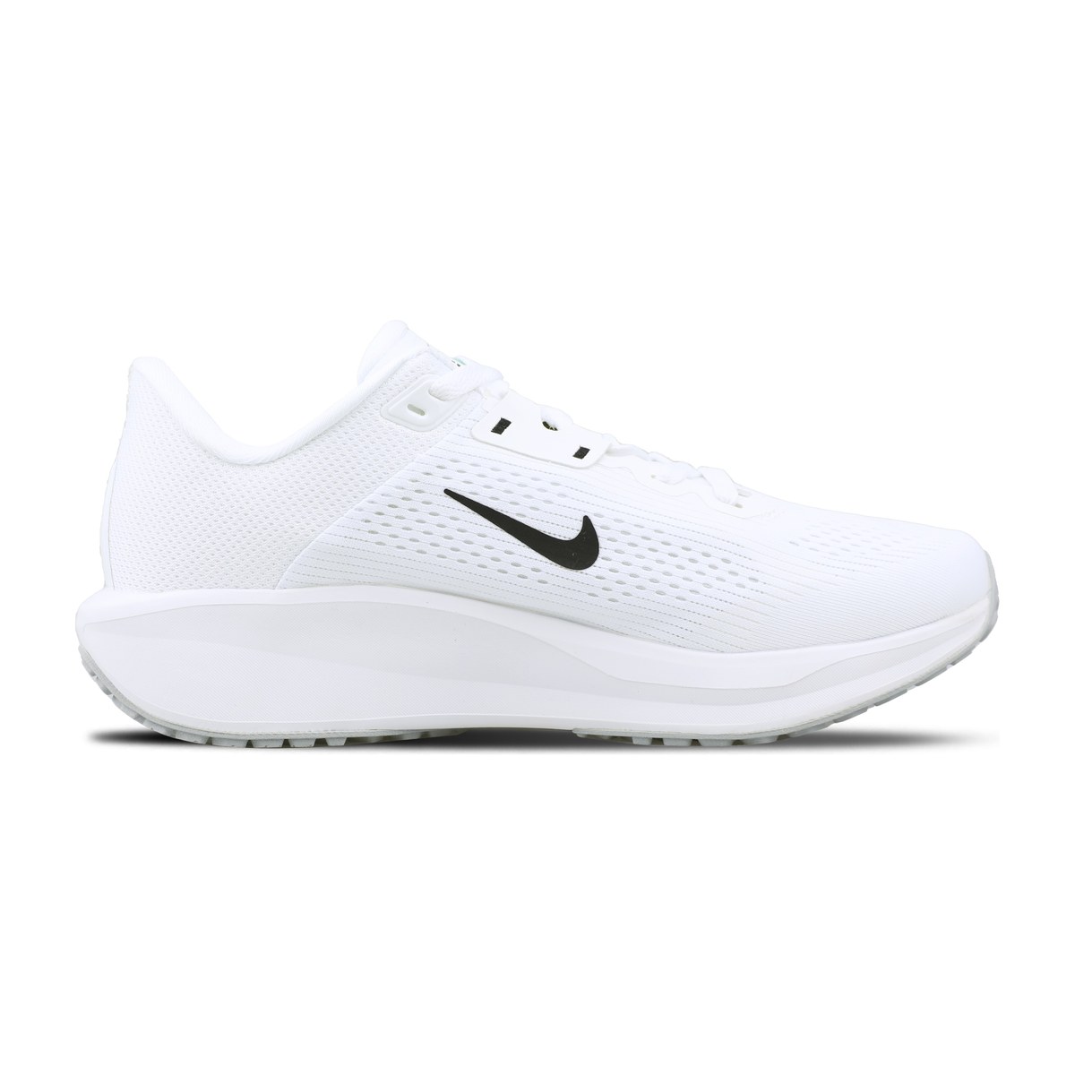 Nike Quest 6