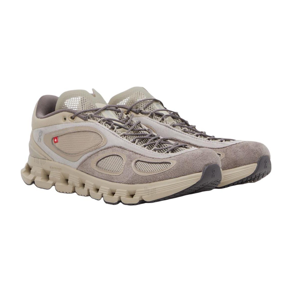 On Cloud X Beige