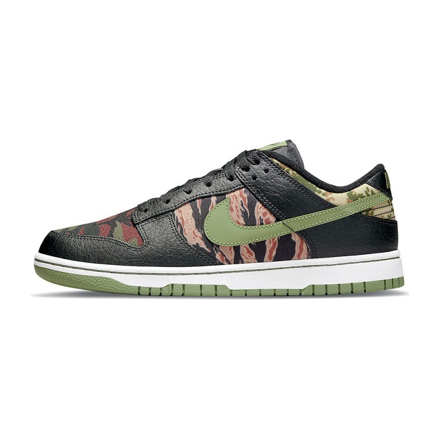 Nike Dunk Low SE "Black Multi-Camo"