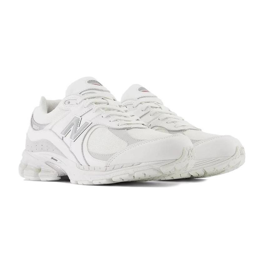New Balance 2002R Gore-Tex
