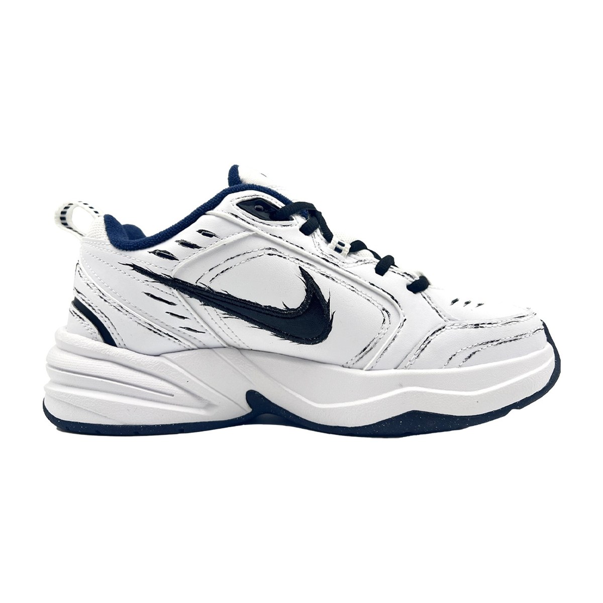 Nike Air Monarch 4
