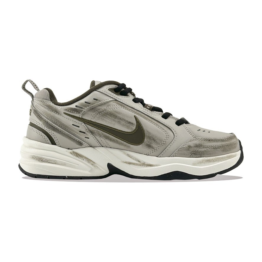 Nike Air Monarch 4