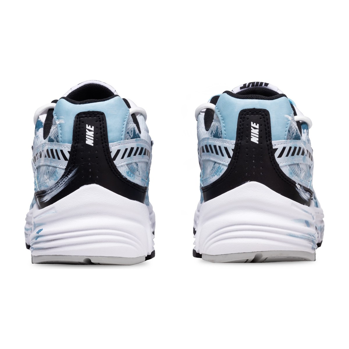 Nike Initiator