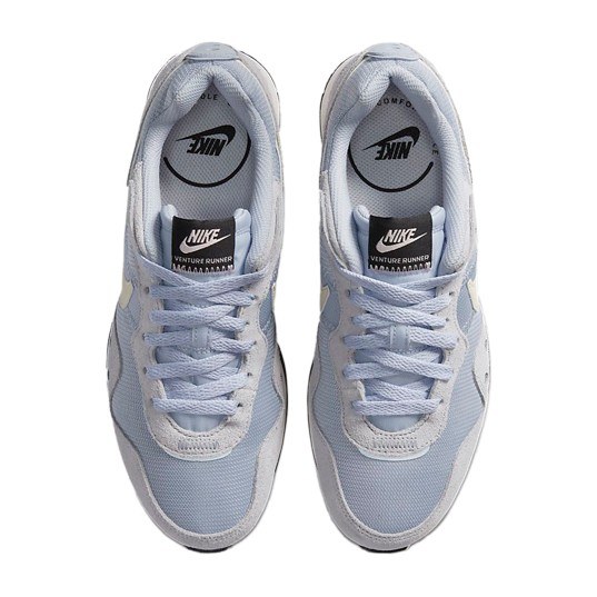 Nike Venture Runner
