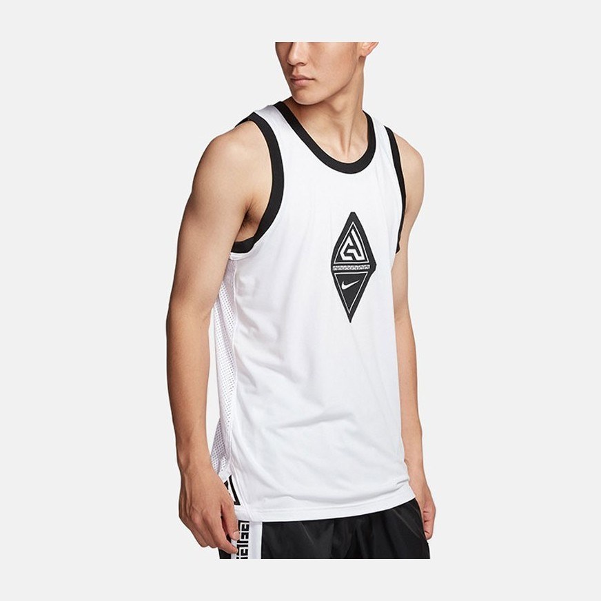 Nike Giannis
