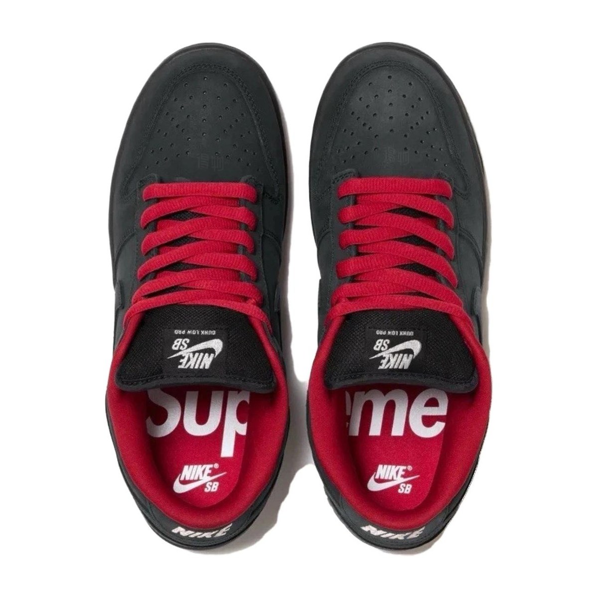 Supreme x Nike Dunk SB Low Pro OG QS Black