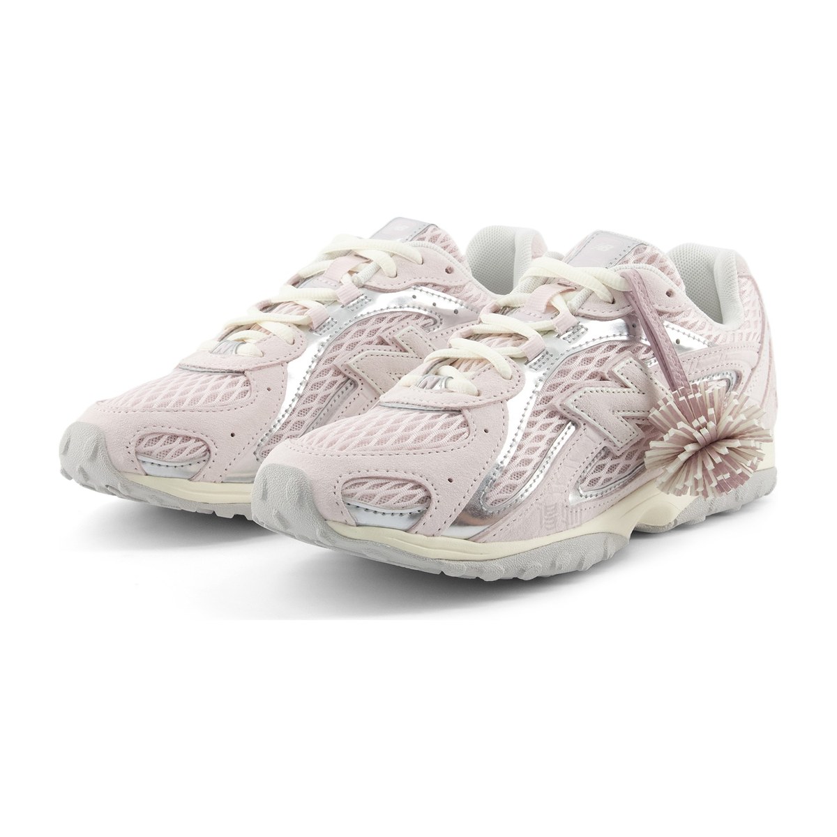 New Balance 204L