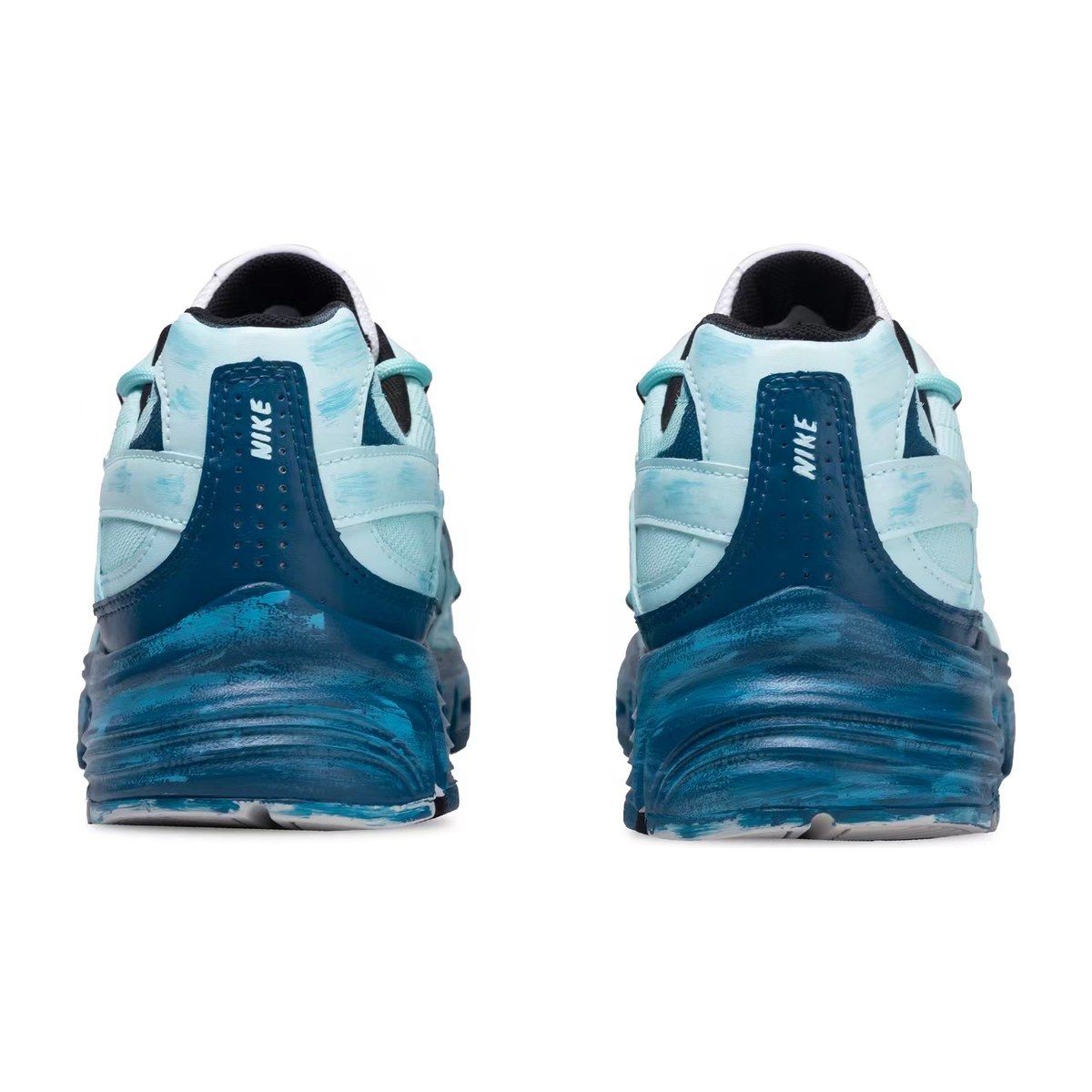Nike Initiator