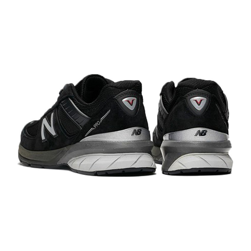 New Balance 990 V5