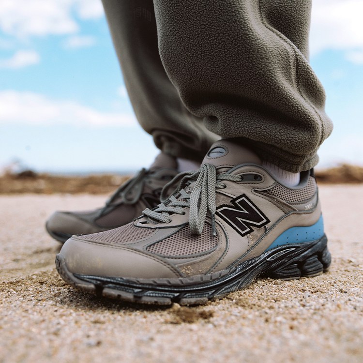 Thisisneverthat x New Balance 2002R Grey