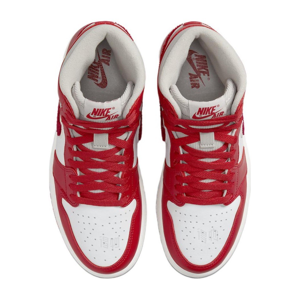 Jordan Air Jordan 1 Retro High OG "Newstalgia Chenille"
