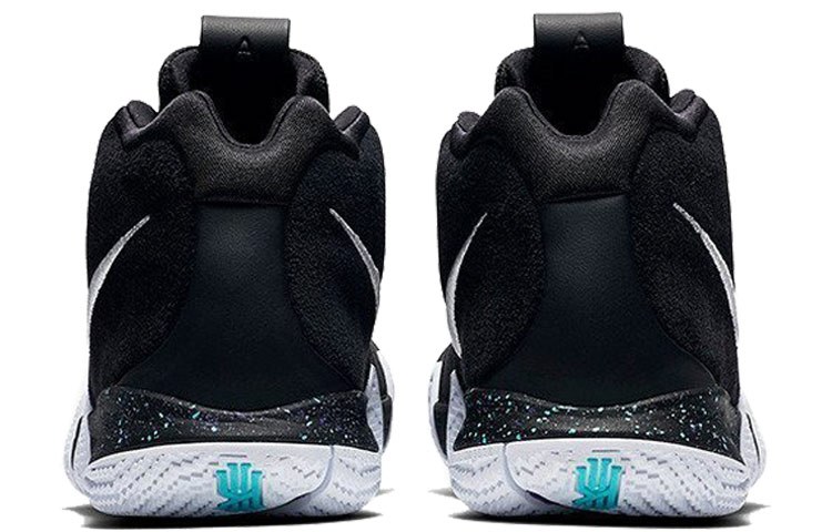 Nike Kyrie 4