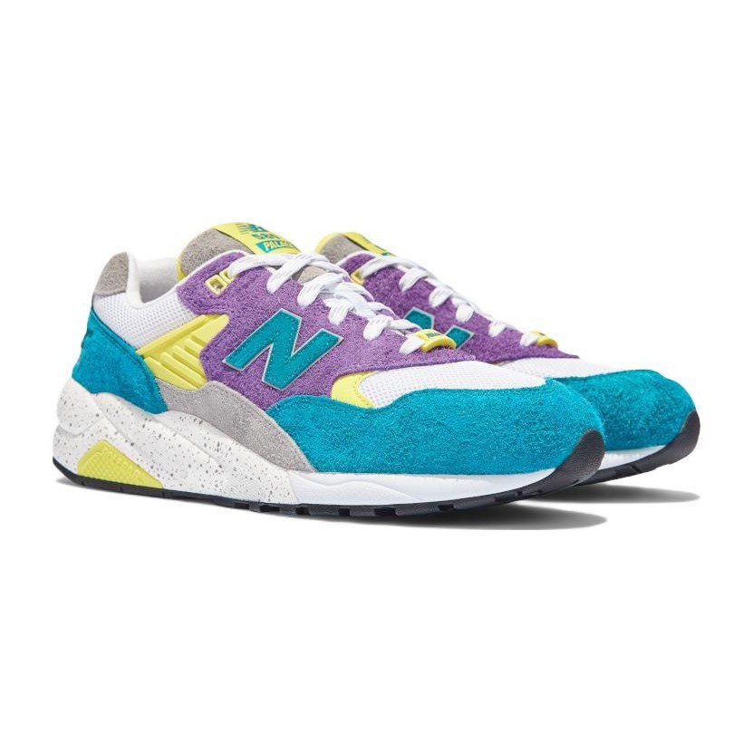 PALACE x New Balance 580