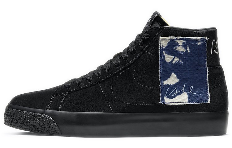 Nike Blazer QS