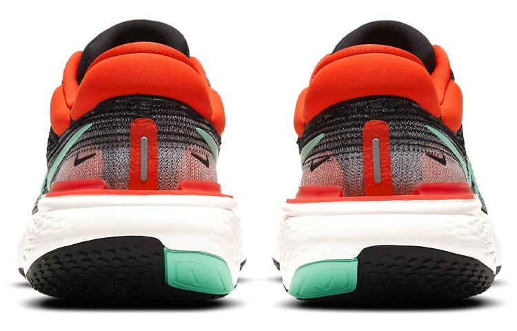 Nike Invincible Run 1 ZoomX Flyknit