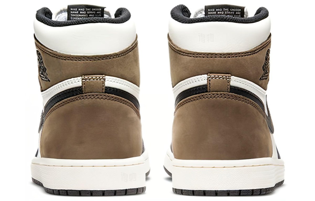 Jordan Air Jordan 1 Retro High OG "Dark Mocha"