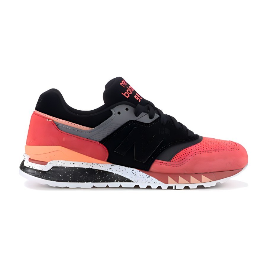 New Balance 997.5 Sneaker Freaker Tassie Tiger