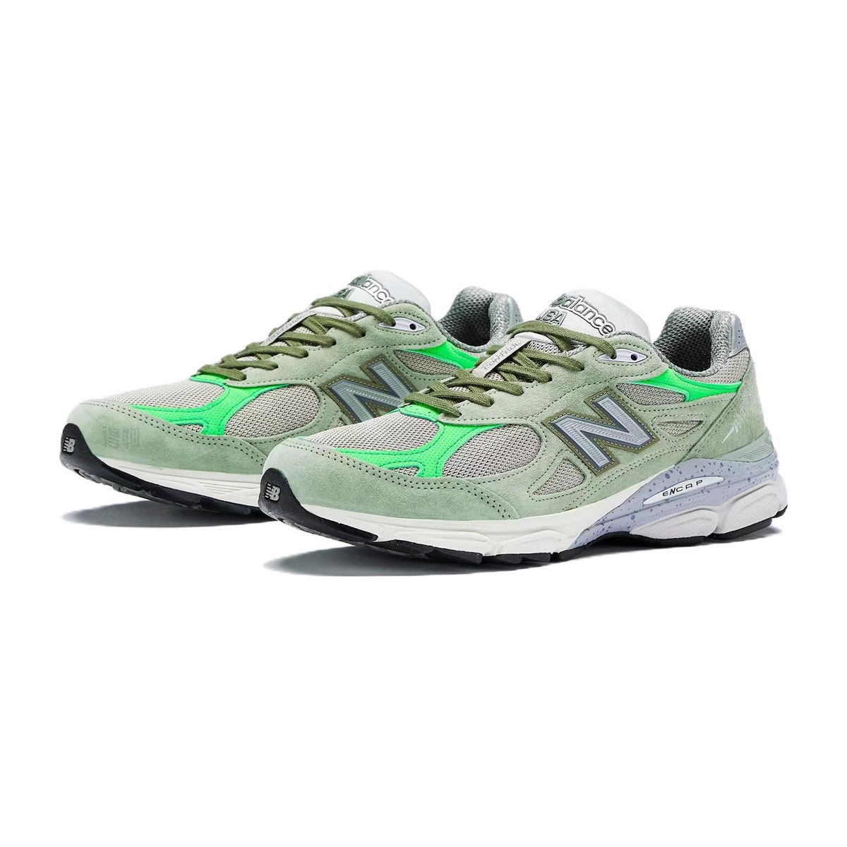 Patta x New Balance 990 V3 Light Olive