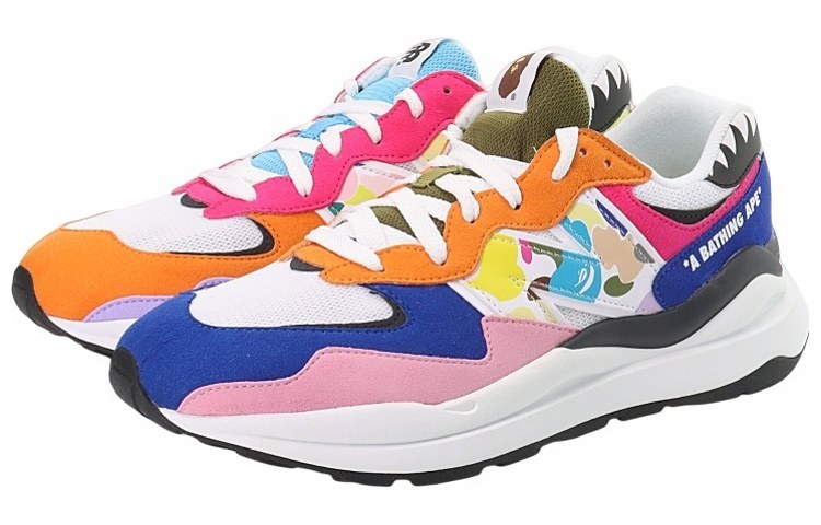 A BATHING APE x New Balance 5740