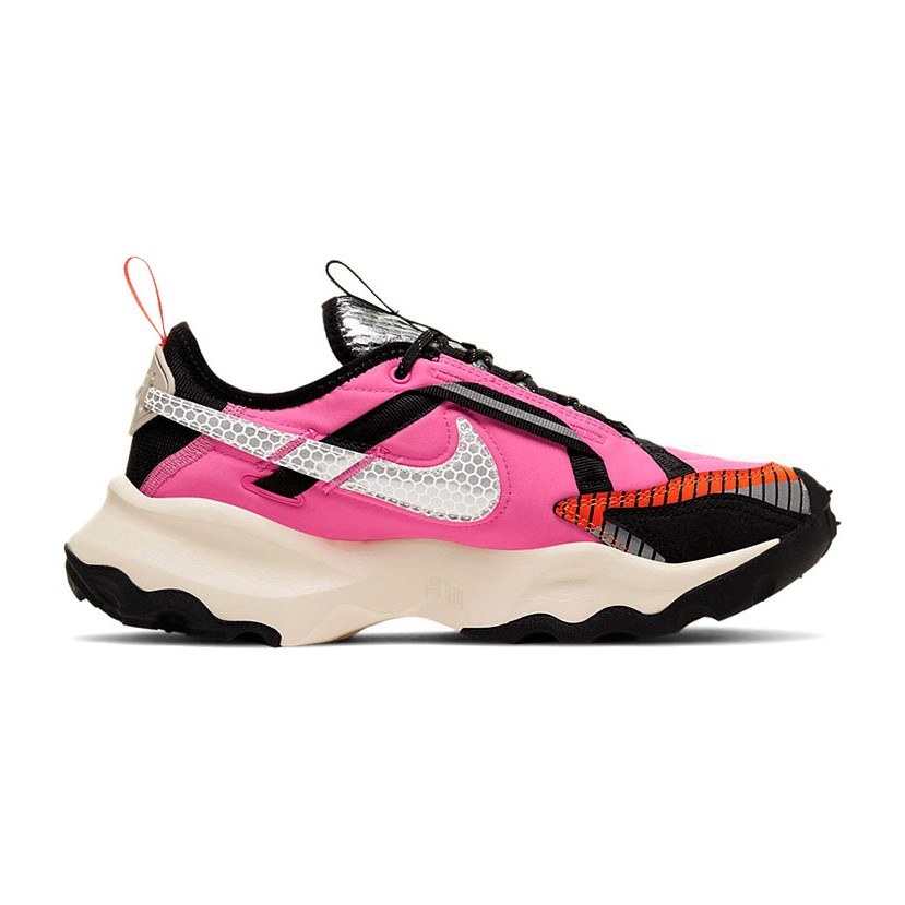 Nike TC 7900