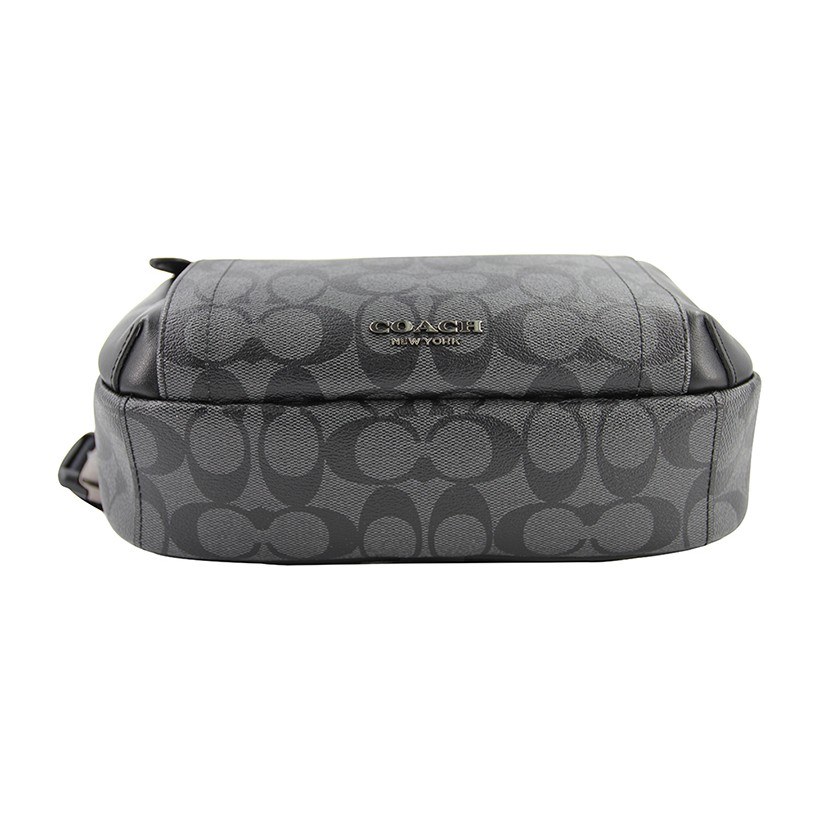 COACH Graham Utility 28
