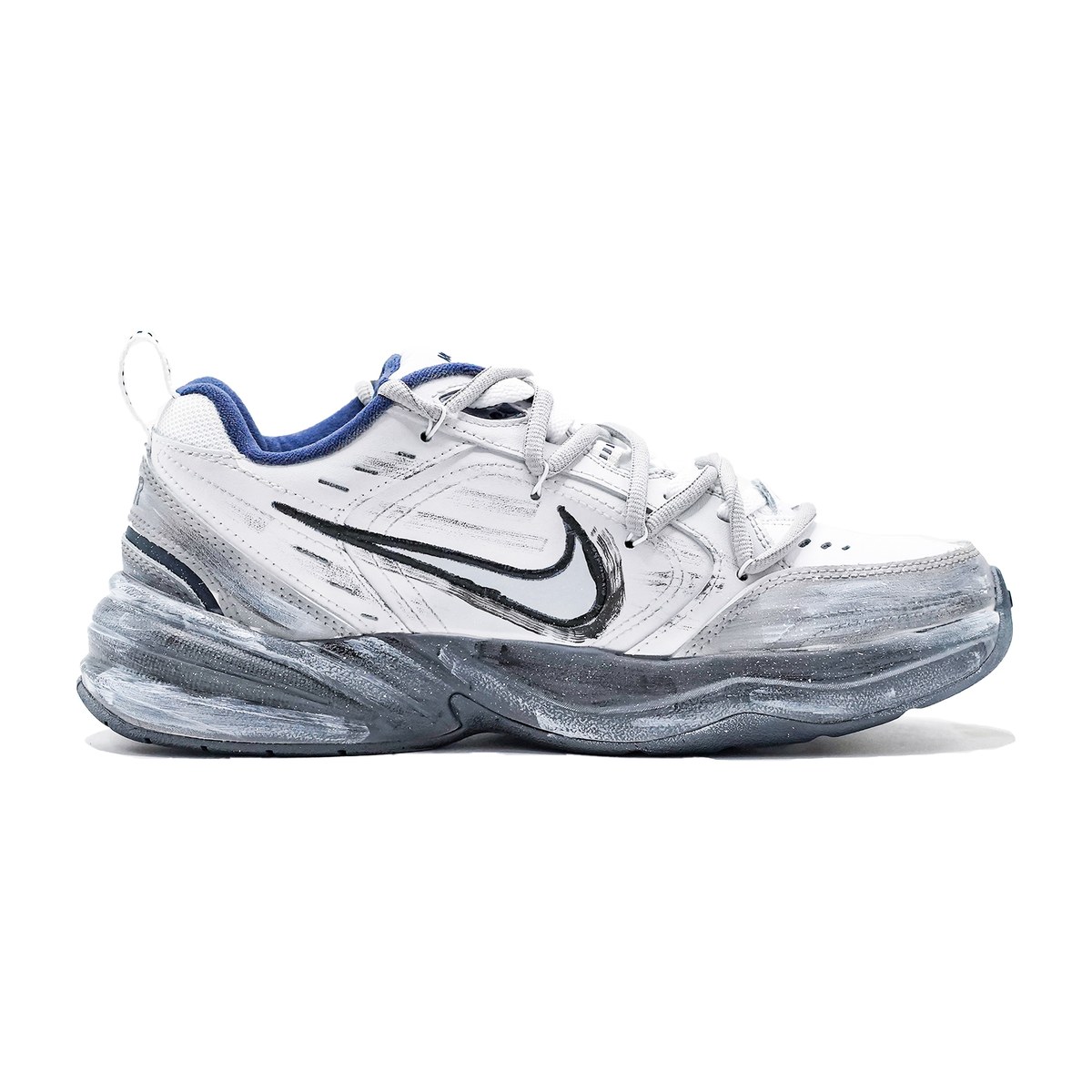 Nike Air Monarch 4