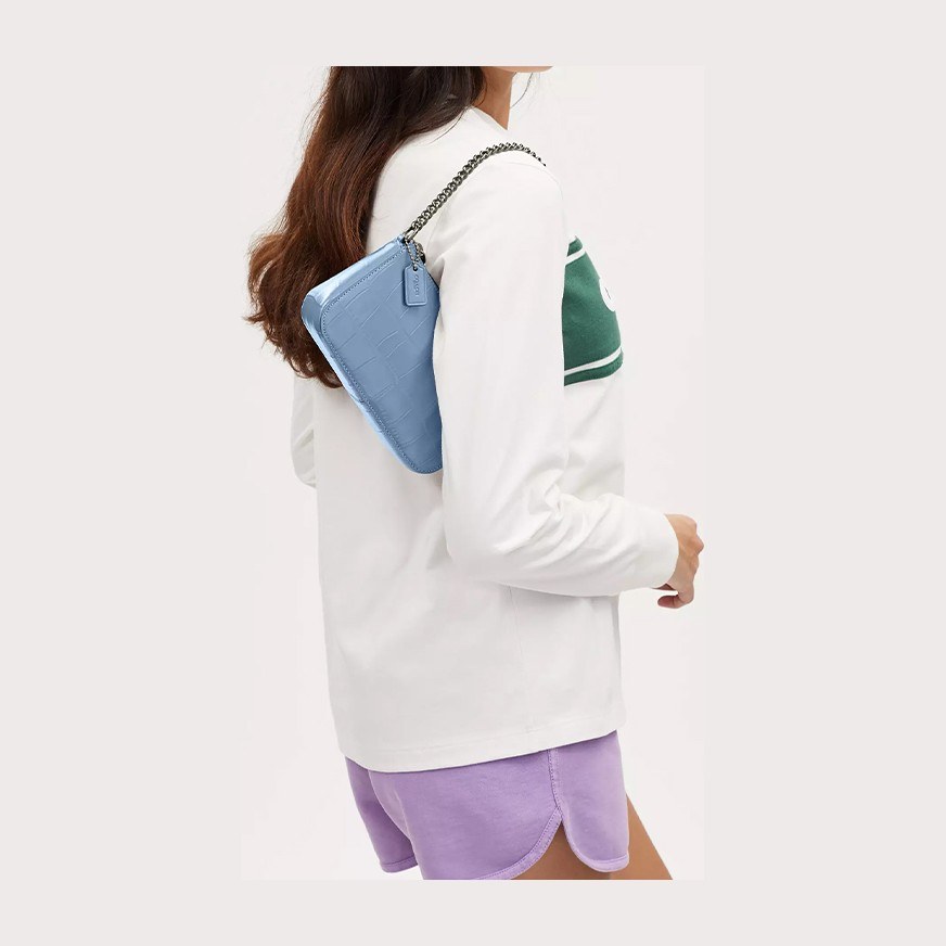 COACH Nolita 19