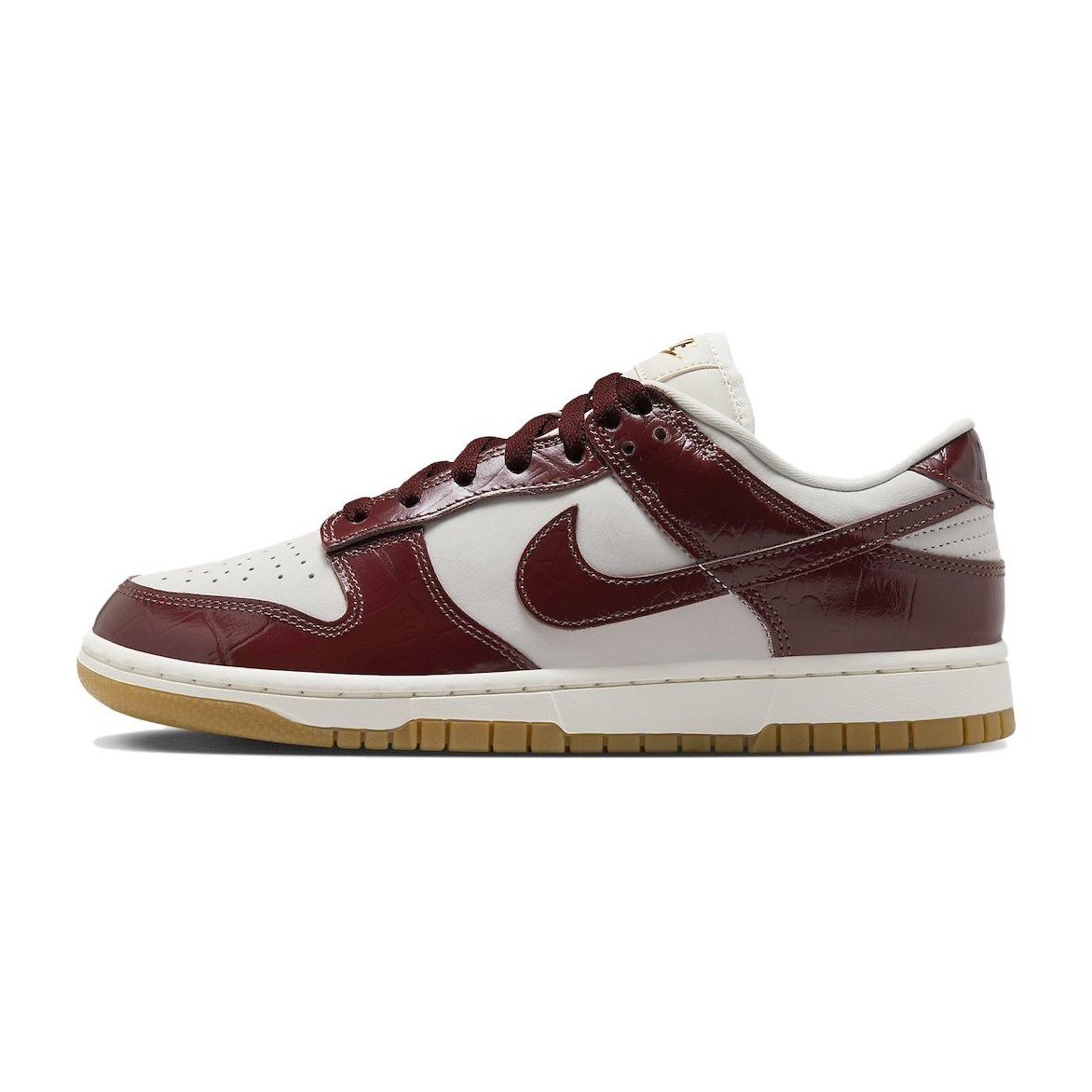 Nike Dunk WMNS "Team Red Croc"