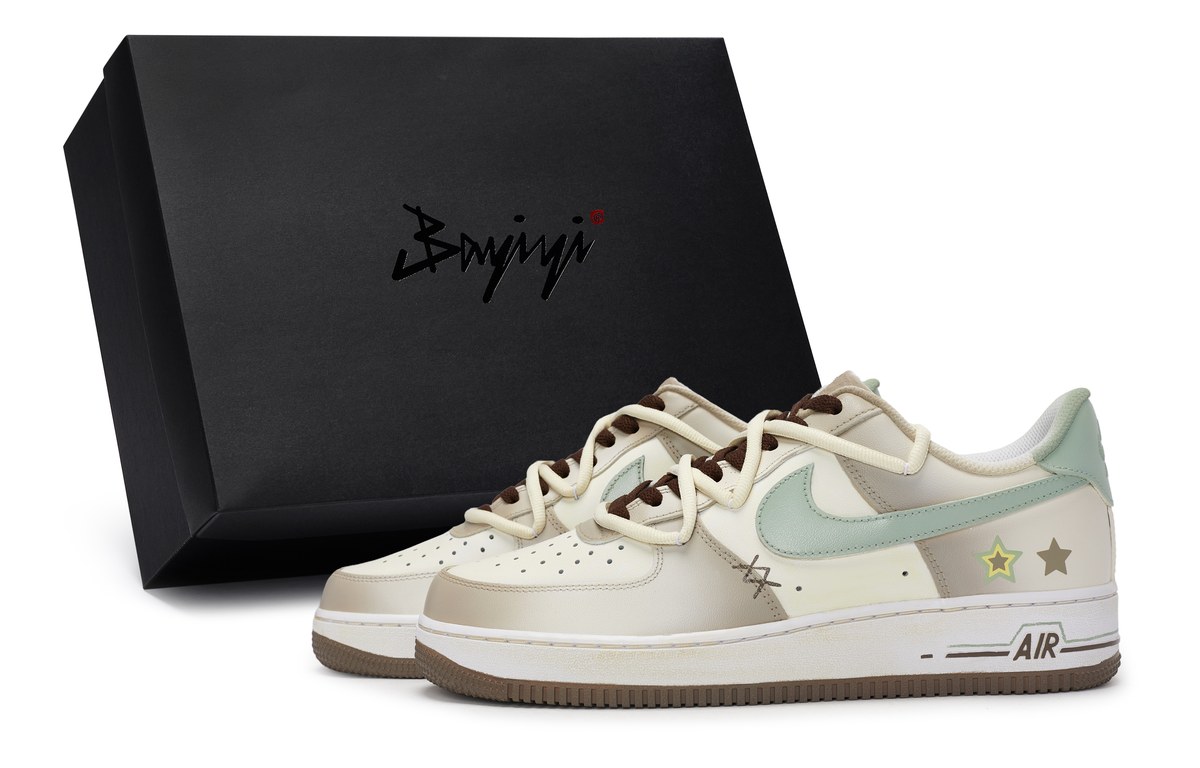 Nike Air Force 1 Low "Mocha"