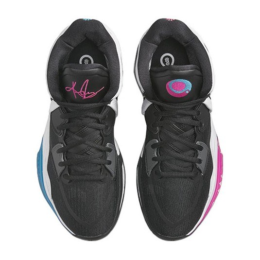 Nike Kyrie Infinity