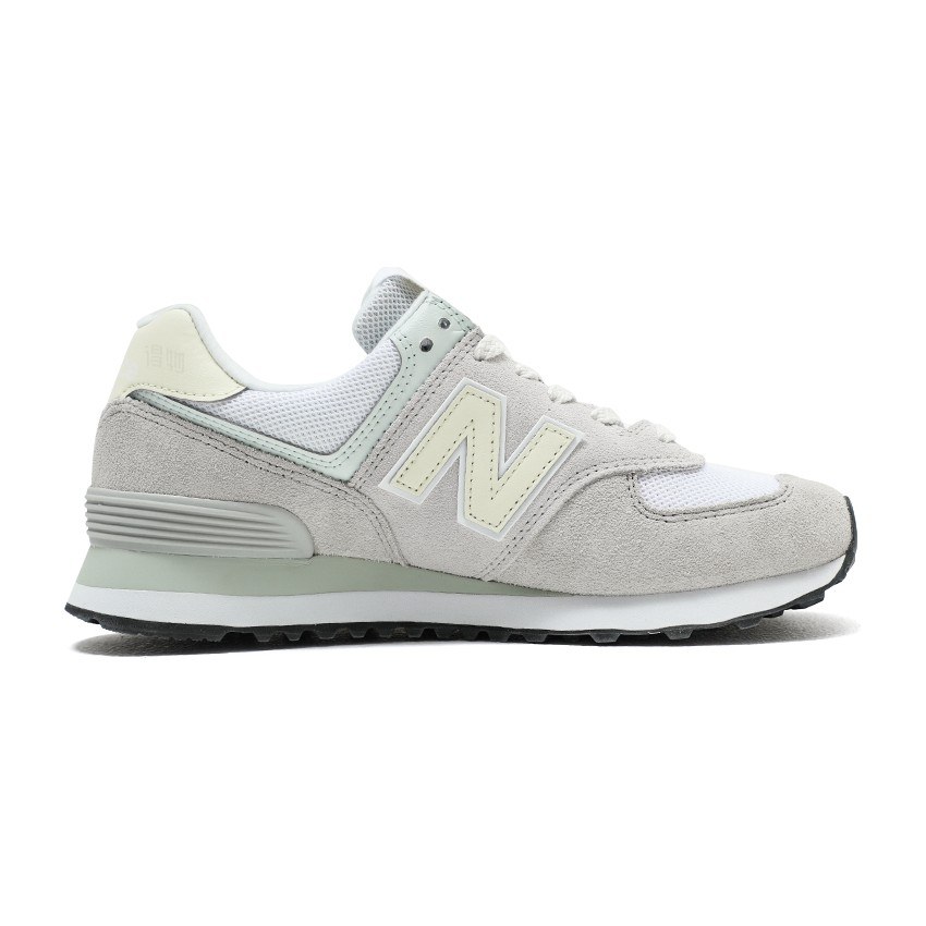 New Balance 574 v2