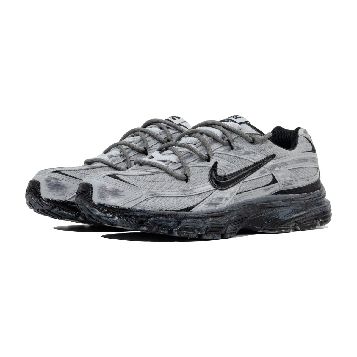 Nike Initiator