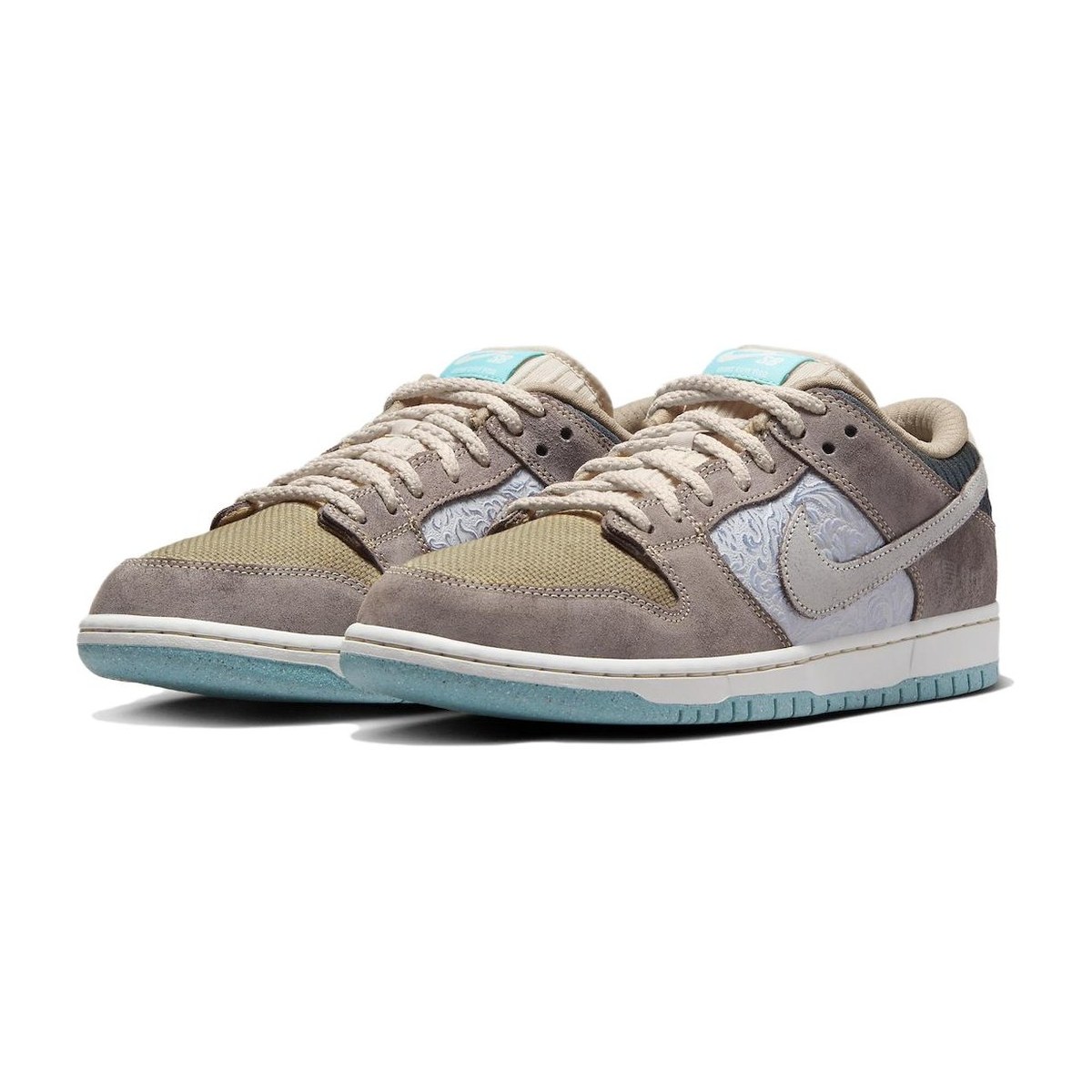 Nike SB Dunk Low "Big Money Savings"