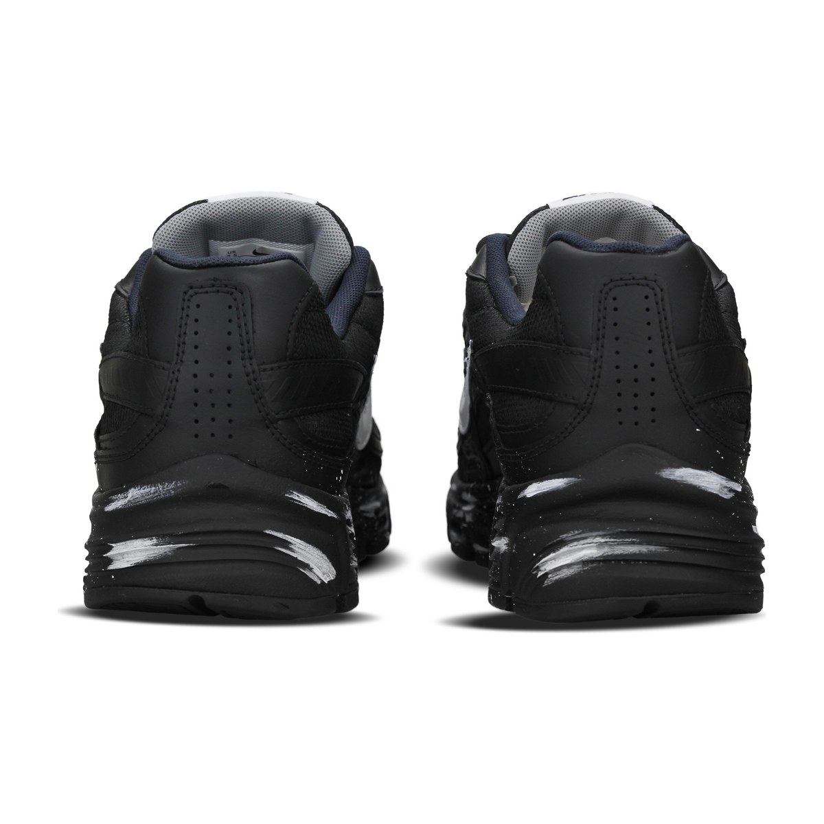 Nike Initiator