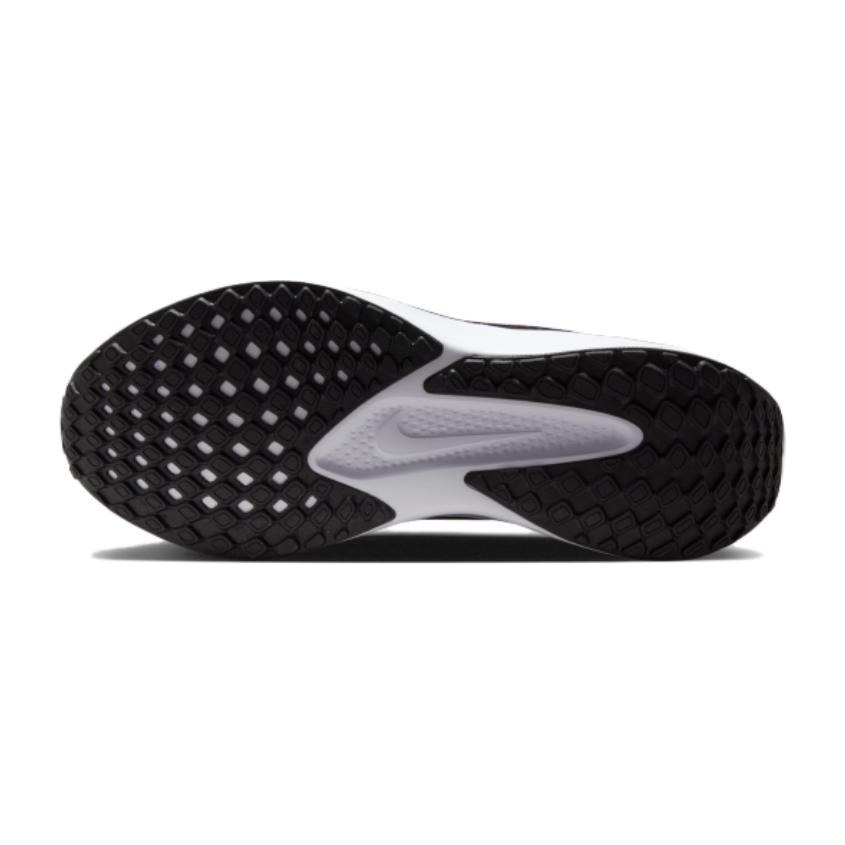 Nike Quest 6