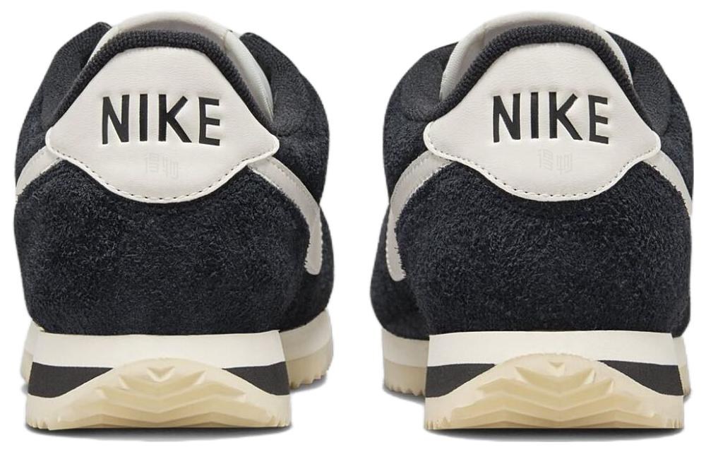 Nike Cortez Black White