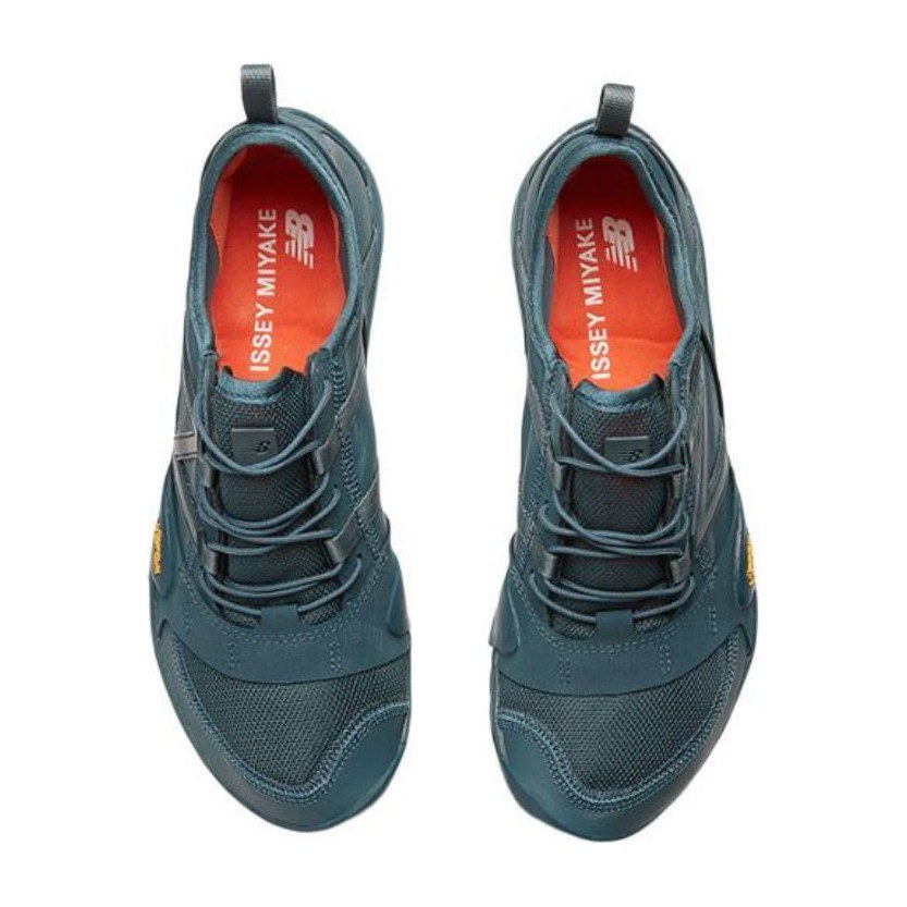 ISSEY MIYAKE x New Balance MT10O Green