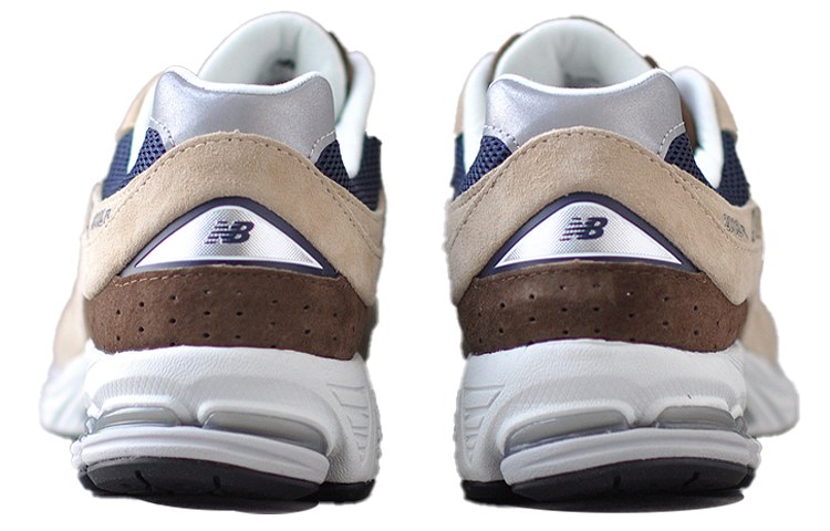 New Balance 2002R Beige