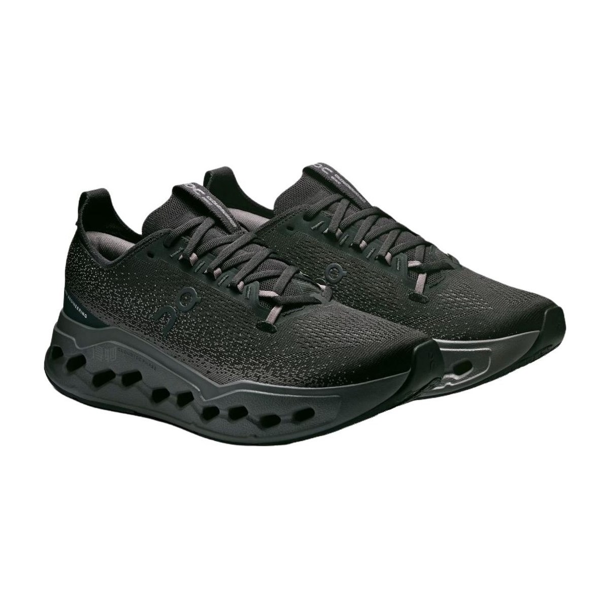 On Cloudsurfer Max Black