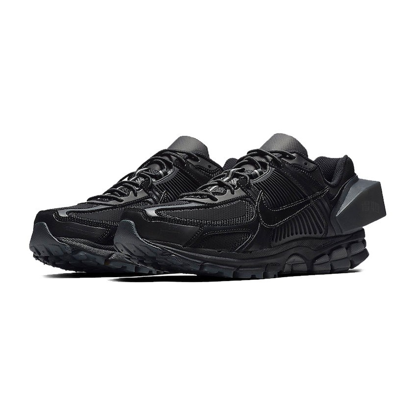 A-Cold-Wall* x Nike Zoom Vomero +5