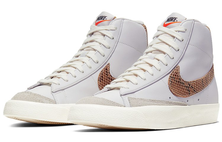 Nike Blazer '77