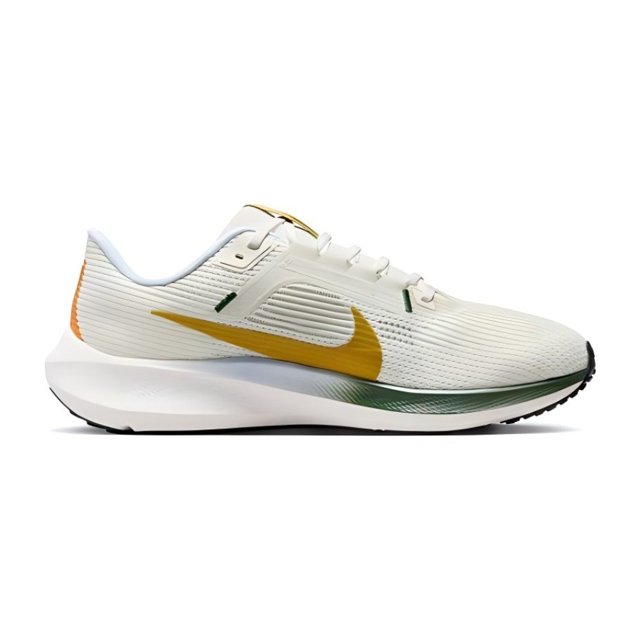 Nike Air Zoom Pegasus 40 Beige