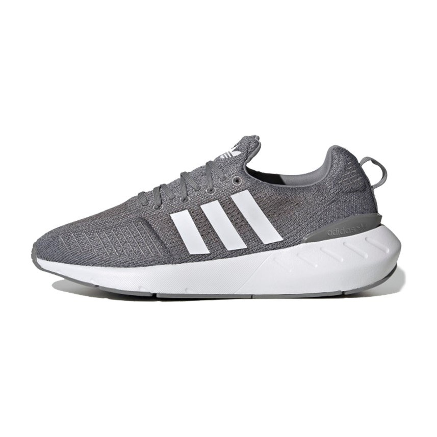 adidas Swift Run 22